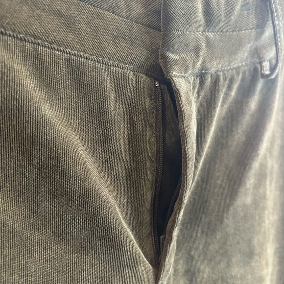 COLDWATER CREEK Sz 16 Pants Micro Corduroy Flare Bottoms Zipper Closure Trousers - Picture 4 of 12